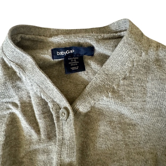 Baby GAP button-up cardigan (heather grey) - Picture 2 of 5